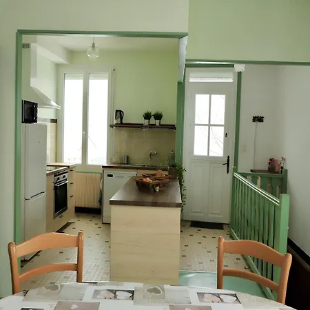 Hébergement de vacances Beautiful House In The Heart Of The Auvergne *