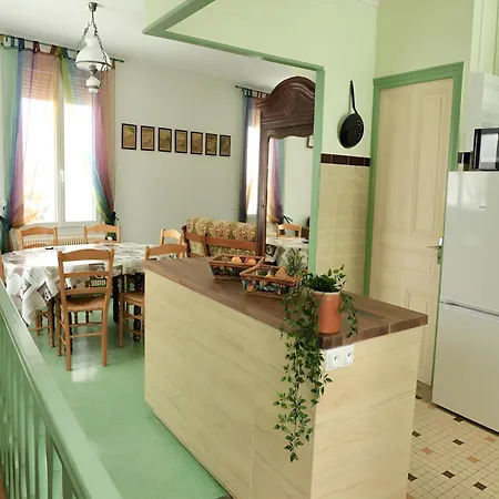 Hébergement de vacances Beautiful House In The Heart Of The Auvergne Murat-le-Quaire