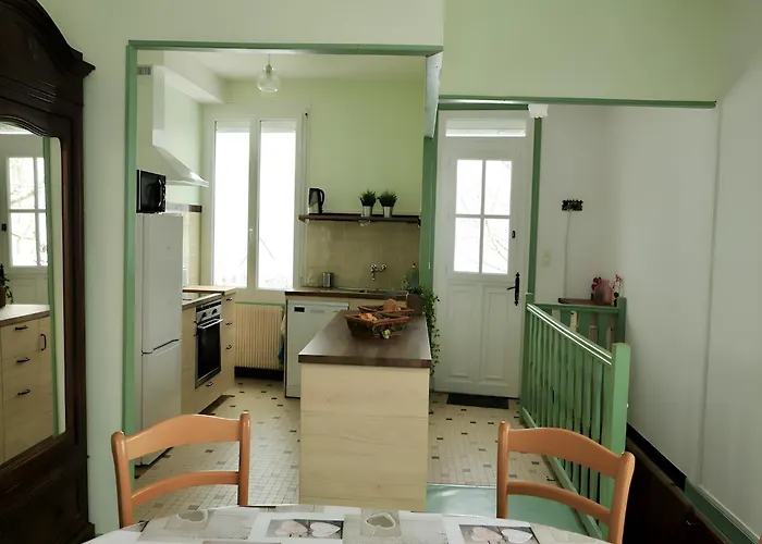 Hébergement de vacances Beautiful House In The Heart Of The Auvergne *